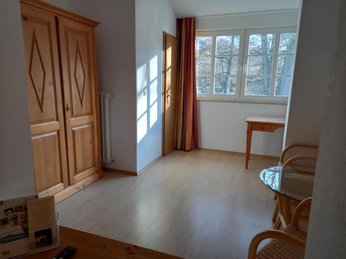 Hotel Und Weingut Karlsmuehle Mertesdorf Экстерьер фото